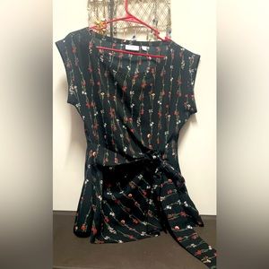 Nee York & Co Floral Blouse